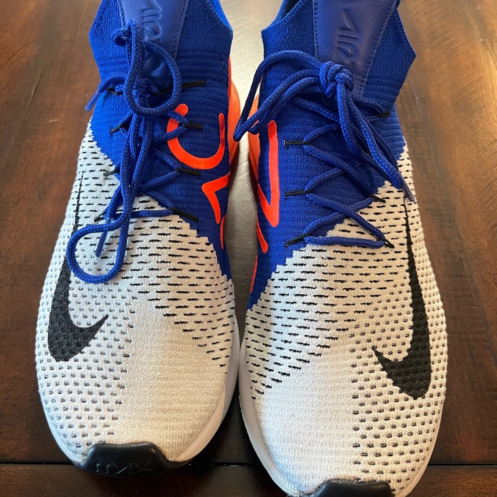 Nike Men’s Air Max 270 Flynit